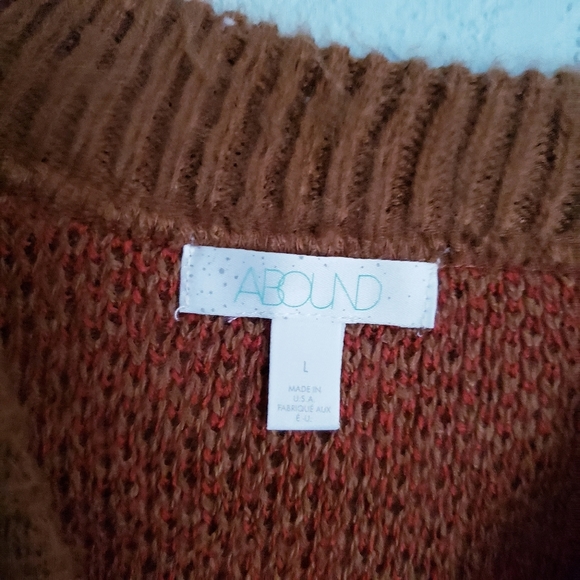 Abound Cozy Fair Isle Cropped Sweater - Picture 4 of 5